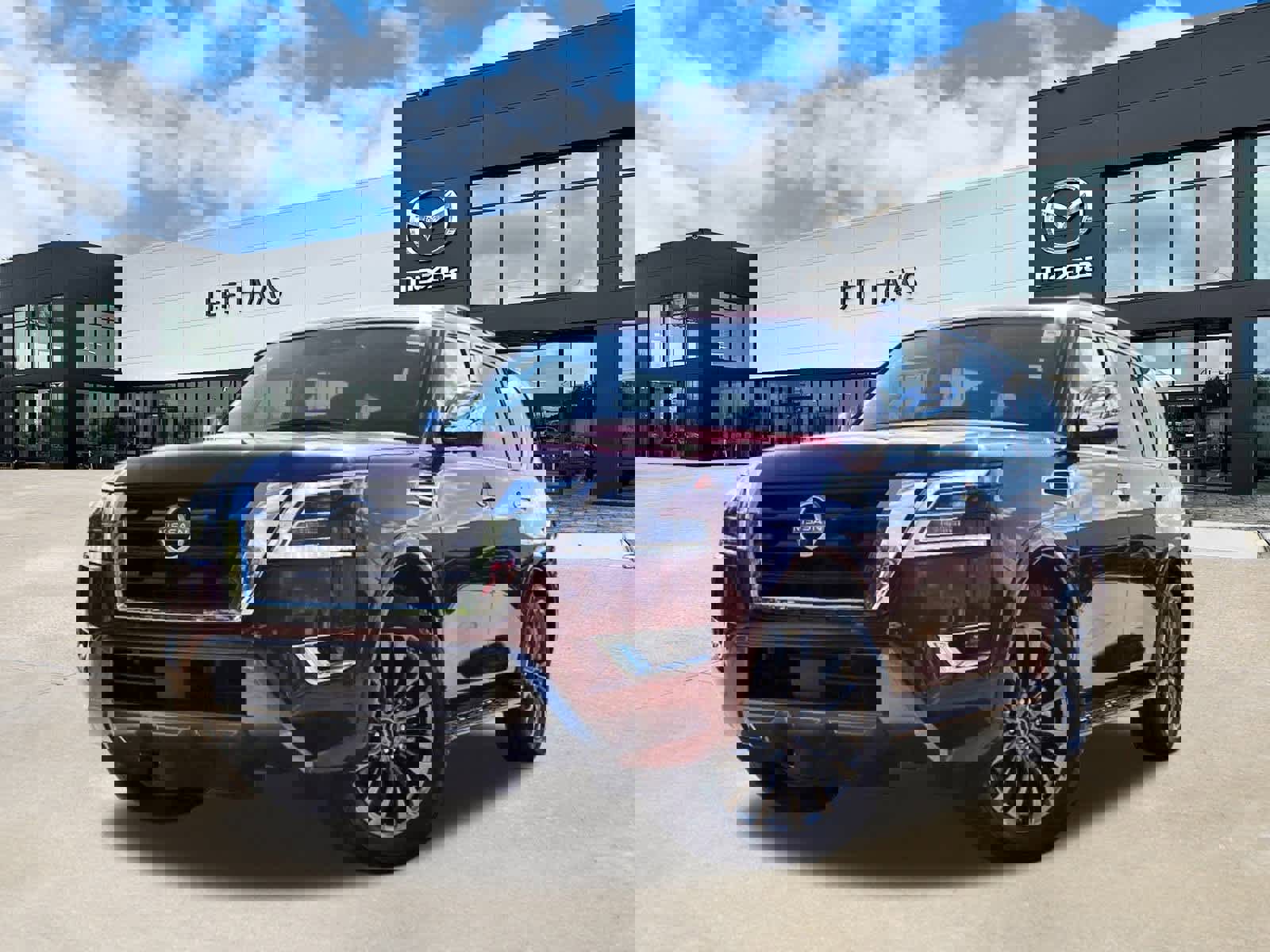 Used 2024 Nissan Armada Platinum w/ Cargo Package