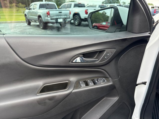 Used 2023 Chevrolet Equinox LT image 19