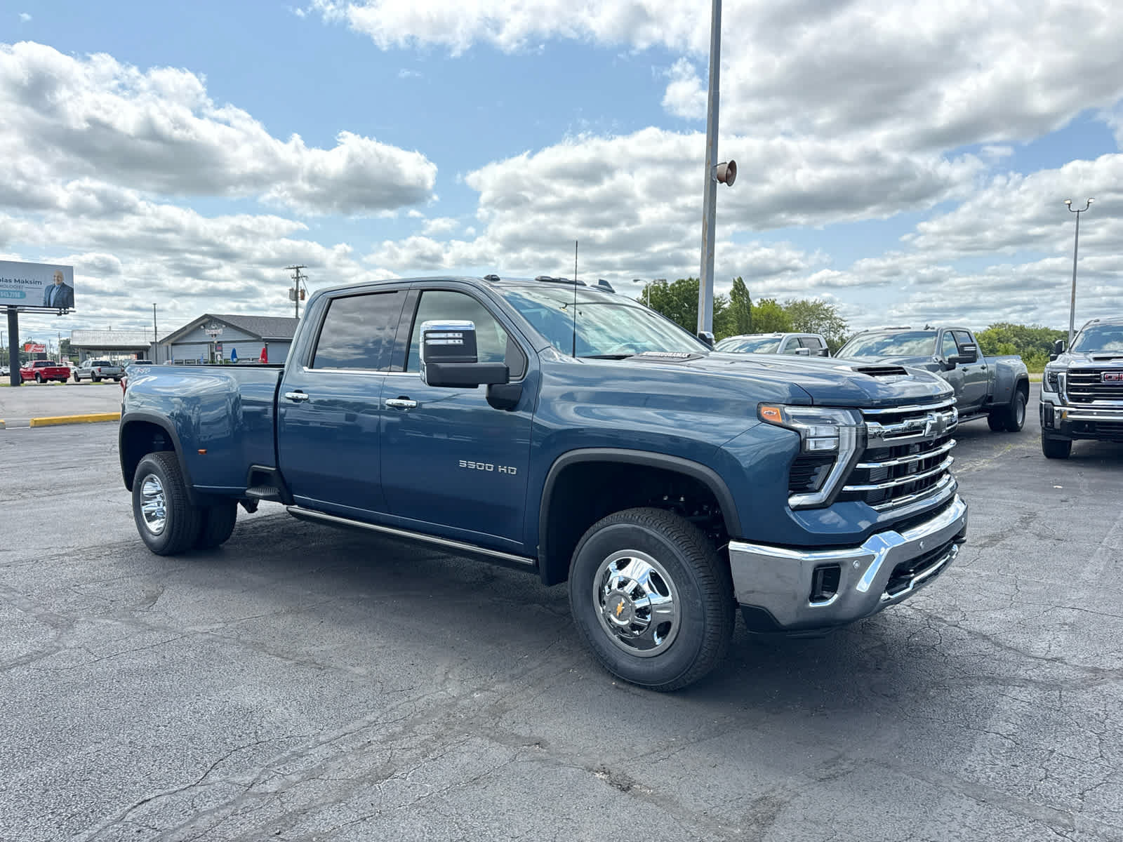 New 2026 Chevrolet Silverado 3500 LTZ w/ LTZ Plus Package AWD/4WD image 7