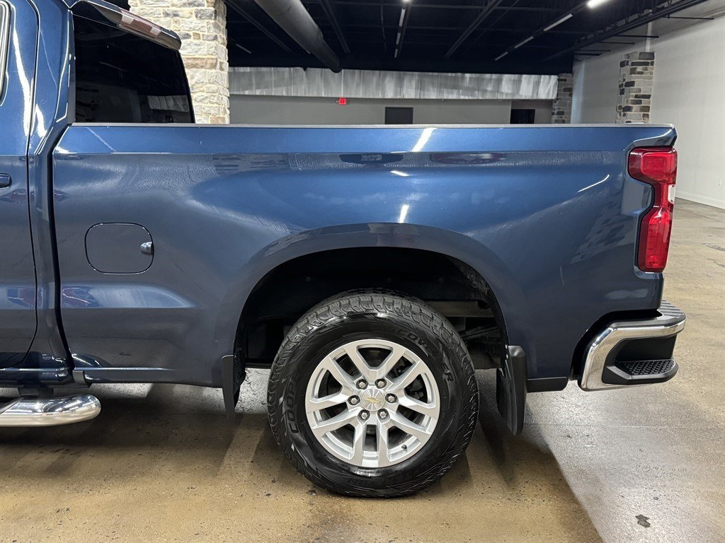 Used 2021 Chevrolet Silverado 1500 LT w/ Z71 Off-Road Package AWD/4WD image 8