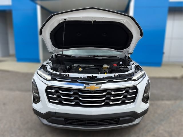 New 2026 Chevrolet Equinox LT w/ Safety and Technology Package FWD image 11