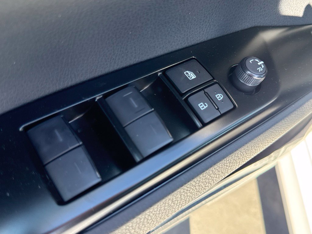 New 2026 Toyota Camry LE w/ Convenience Package FWD image 17