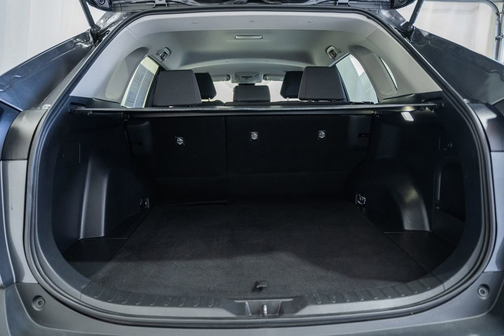 Used 2025 Toyota RAV4 XLE image 8