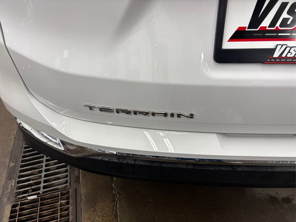 Used 2022 GMC Terrain SLT image 15