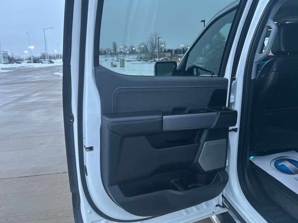 Used 2023 Ford F150 Lariat image 16