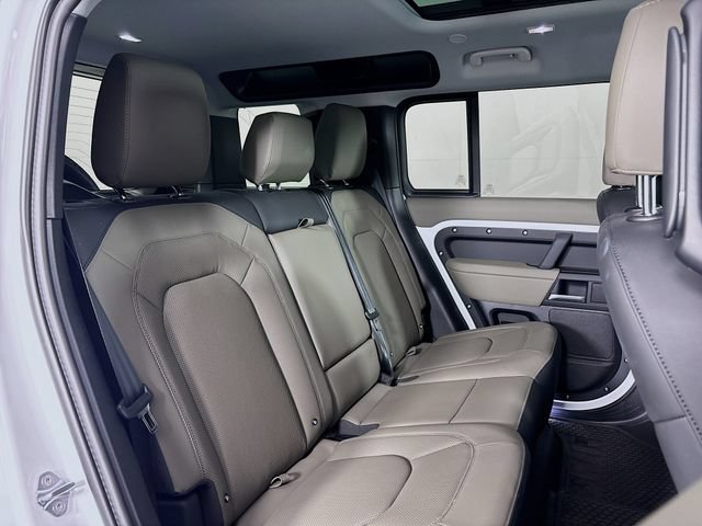 New 2025 Land Rover Defender 110 S AWD/4WD image 25