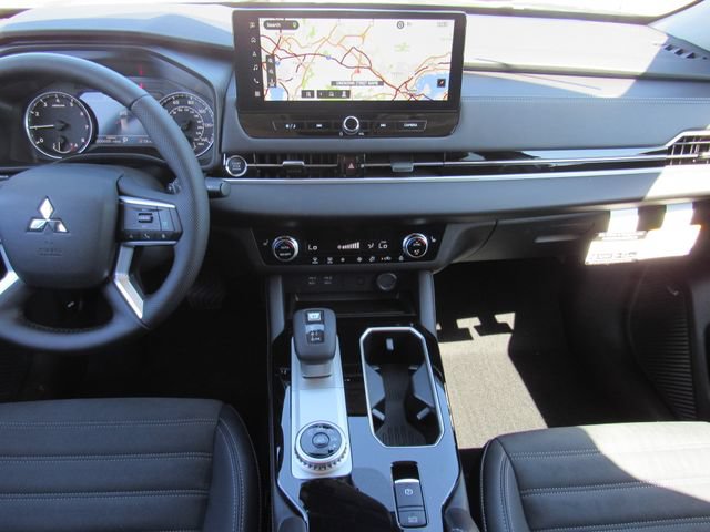 New 2026 Mitsubishi Outlander SE FWD image 18