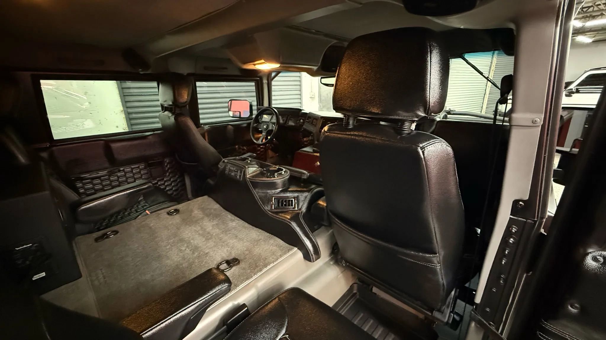 Used 2002 HUMMER H1 4-Door Wagon image 23