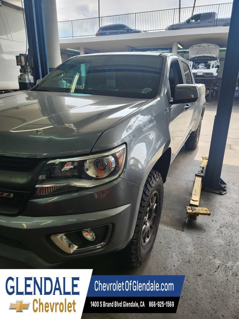 Used 2019 Chevrolet Colorado Z71 AWD/4WD image 2
