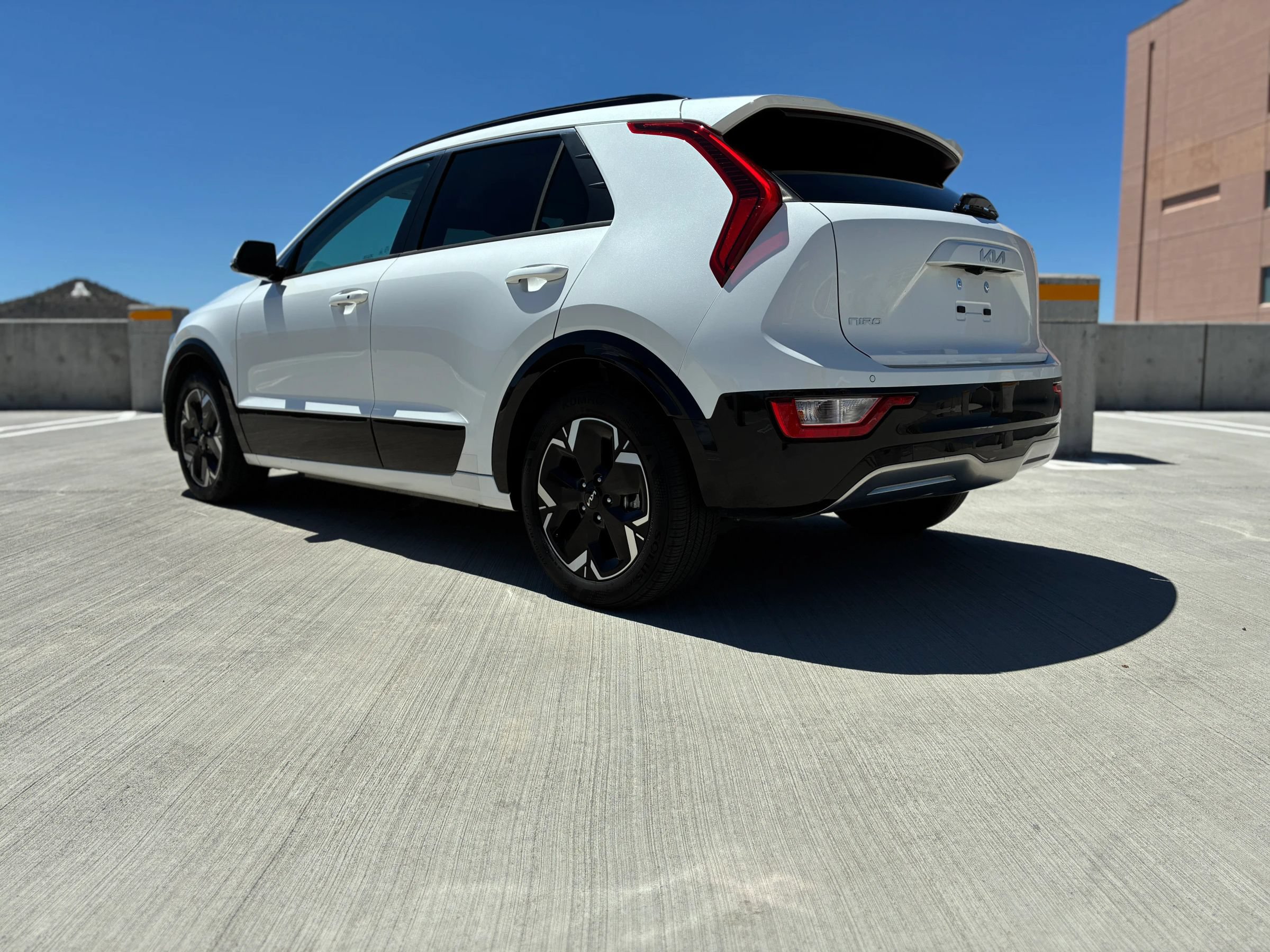 Used 2023 Kia Niro Wind FWD image 11
