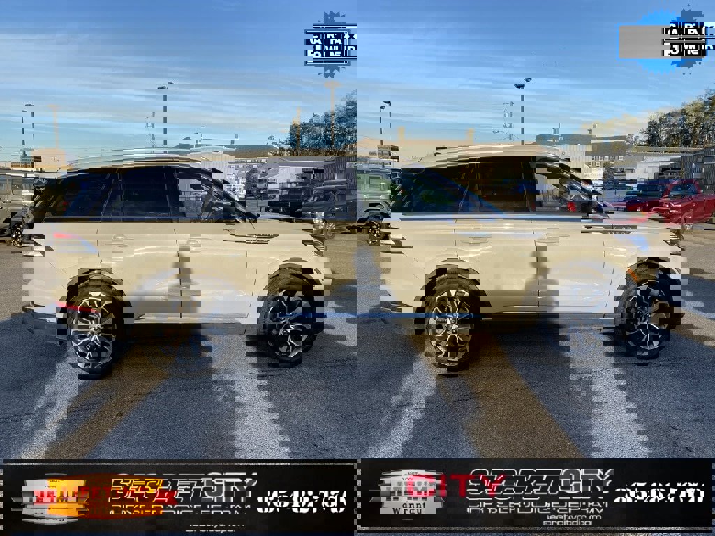 Used 2025 Lincoln Aviator Reserve w/ Luxury Package image 4