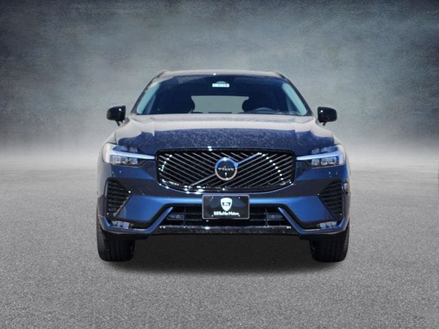 New 2026 Volvo XC60 B5 Plus w/ Climate Package AWD/4WD image 2