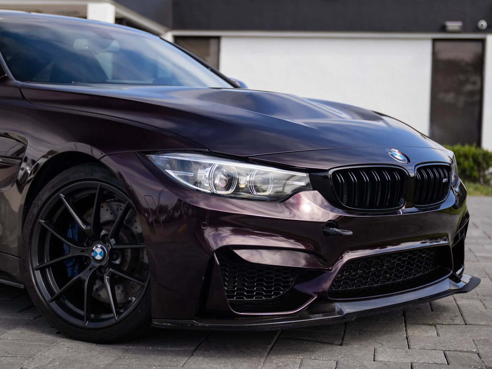 Used 2019 BMW M4 CS RWD image 4