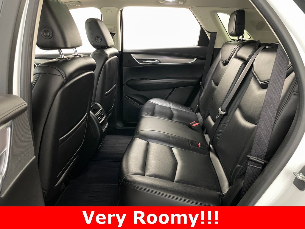 Used 2017 Cadillac XT5 Luxury w/ Driver Awareness Package image 15