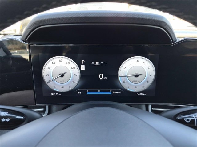 Used 2025 Hyundai Elantra SEL image 28