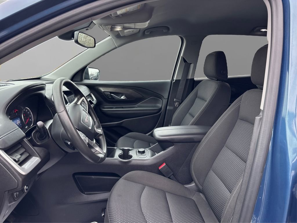 Used 2024 GMC Terrain SLE AWD/4WD image 9
