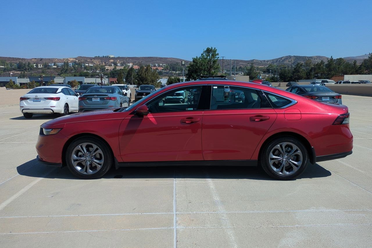 Certified 2024 Honda Accord EX image 9