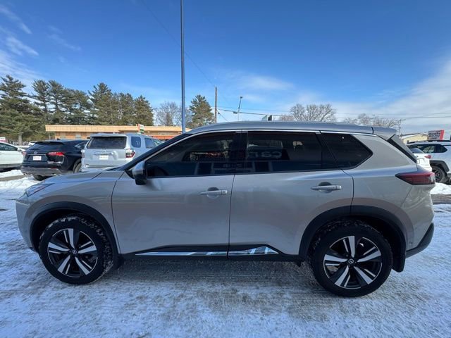 Used 2021 Nissan Rogue Platinum image 4
