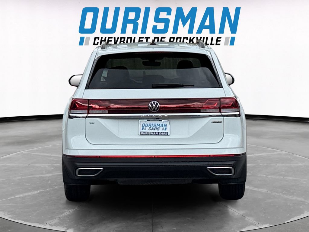 Used 2024 Volkswagen Atlas SE AWD/4WD image 5
