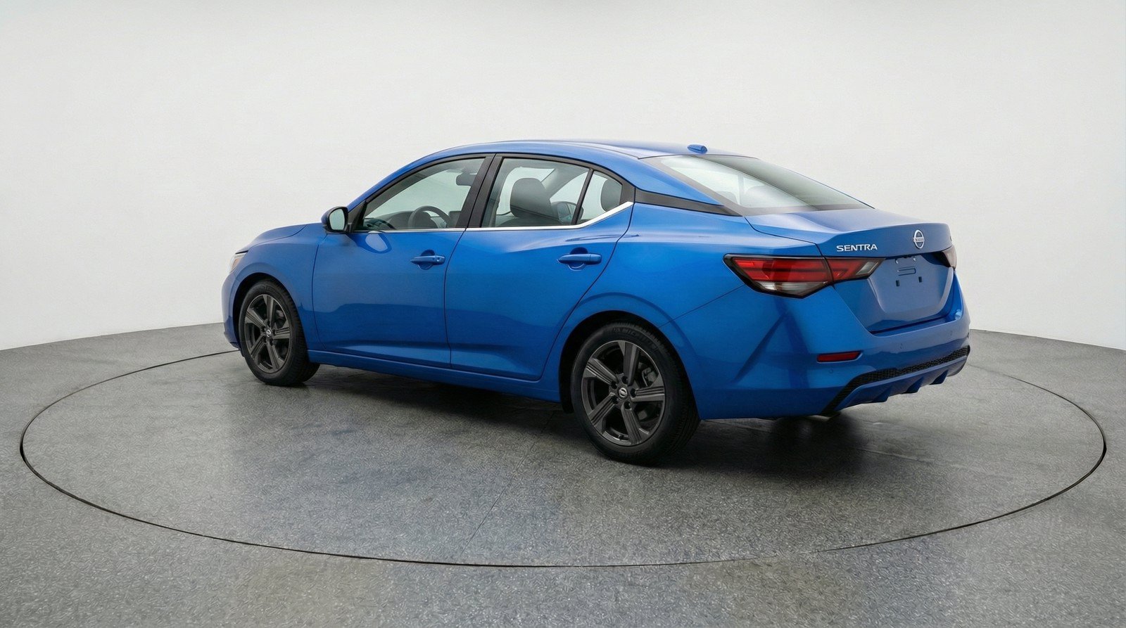 Used 2025 Nissan Sentra SV FWD image 6