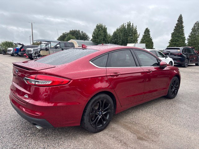 Used 2019 Ford Fusion SE w/ Equipment Group 151A FWD image 5