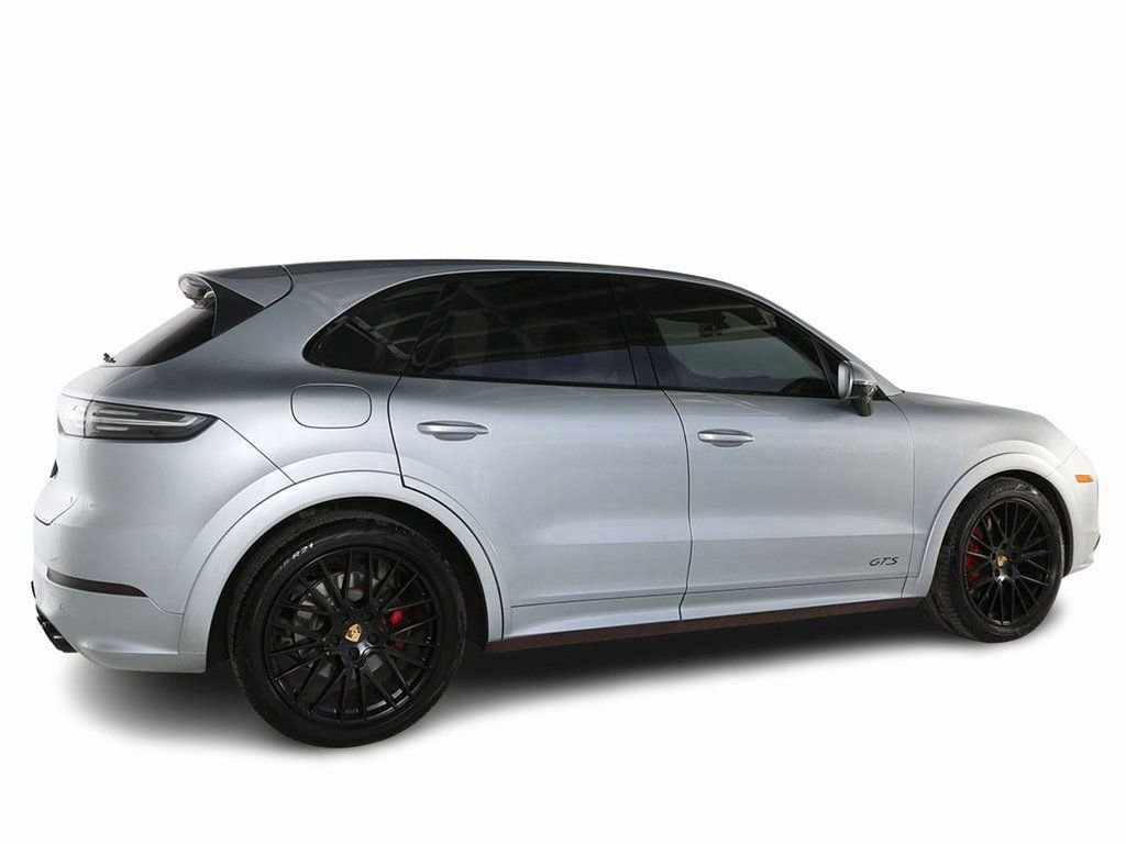 Used 2021 Porsche Cayenne GTS w/ Premium Package Plus image 11