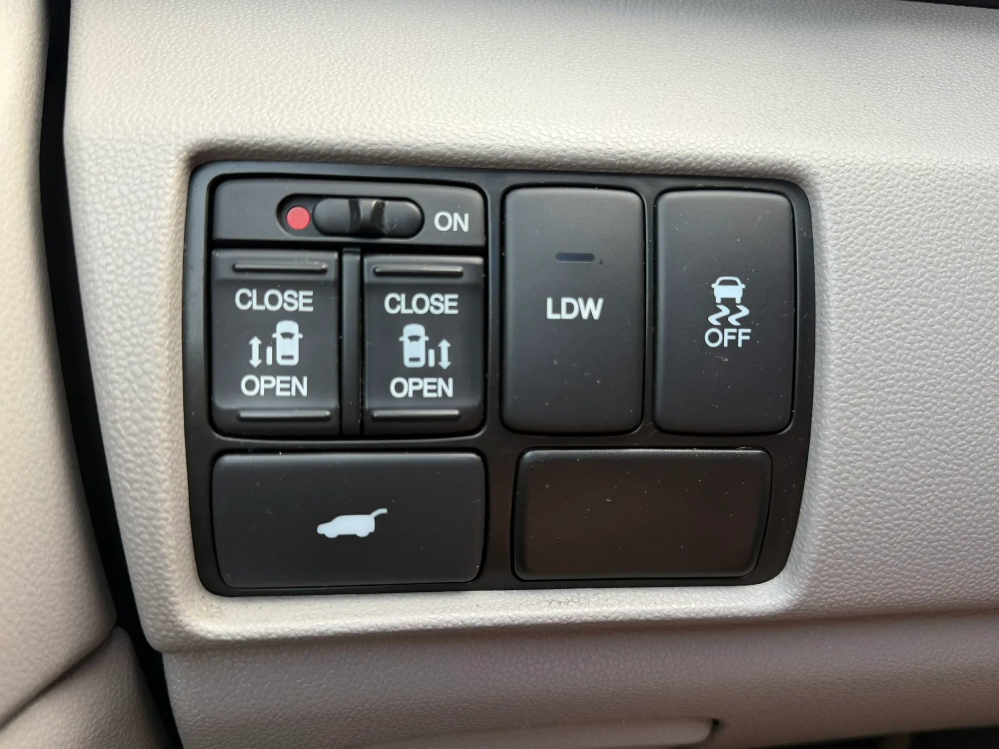 Used 2015 Honda Odyssey EX-L image 13