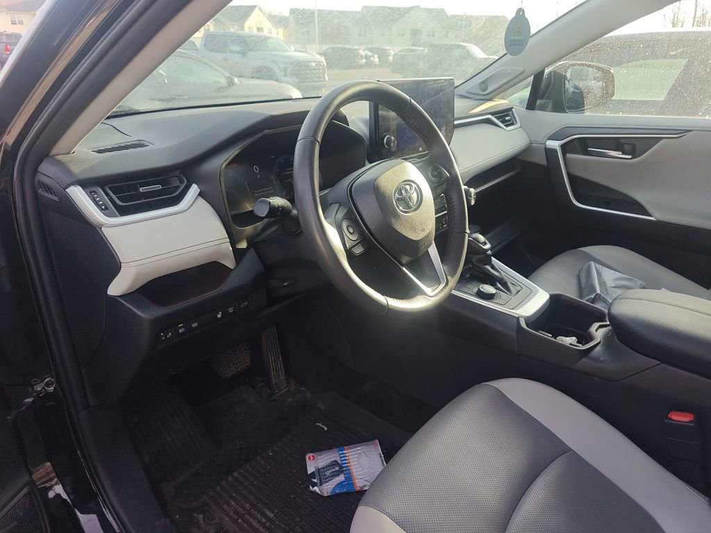 Used 2023 Toyota RAV4 Limited w/ Limited Grade Weather Package image 8