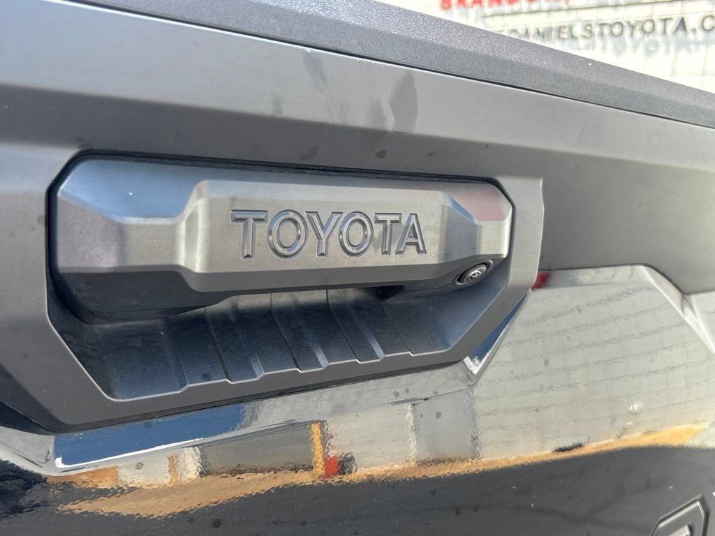 Used 2024 Toyota Tundra SR5 AWD/4WD image 33