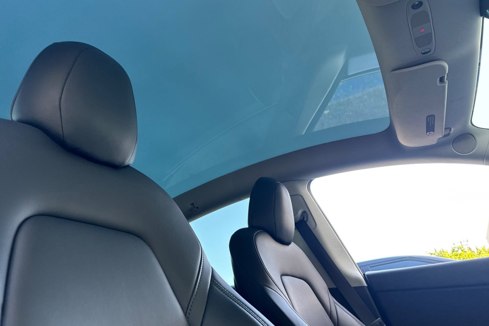 Used 2022 Tesla Model Y Performance image 16