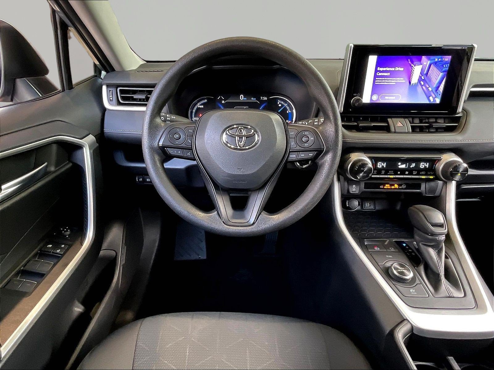 Used 2025 Toyota RAV4 XLE AWD/4WD image 8
