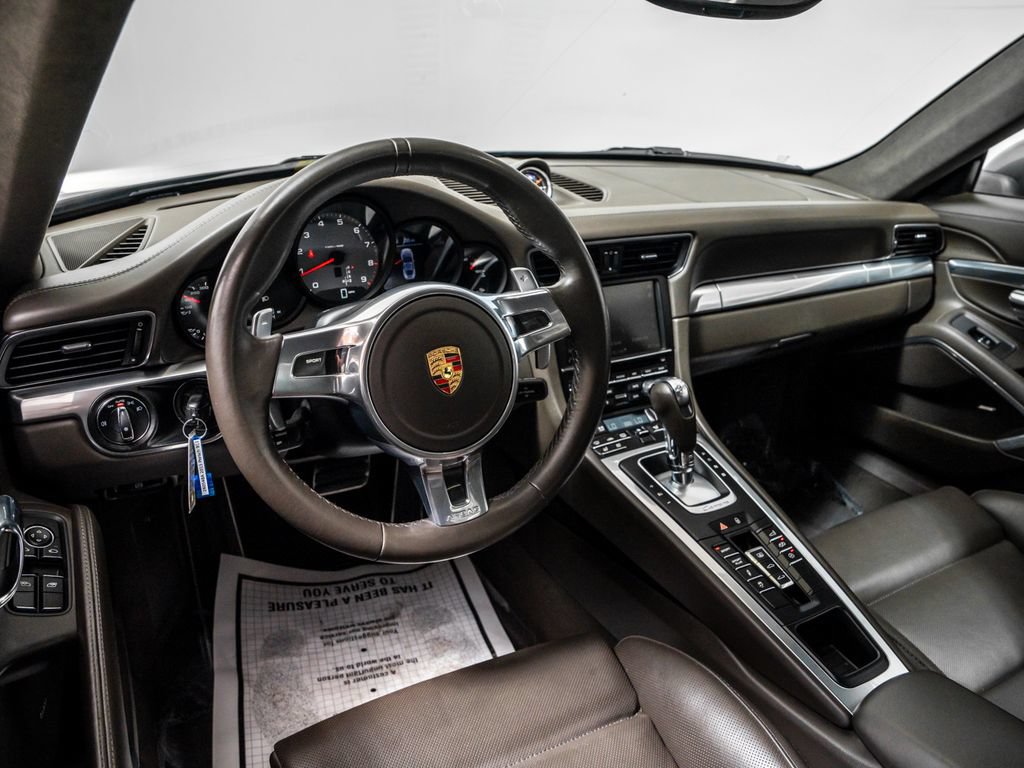Used 2015 Porsche 911 Carrera 4S AWD/4WD image 14