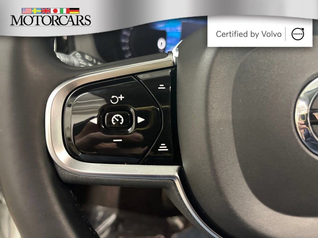 Certified 2023 Volvo XC60 B5 Plus w/ Protection Package Premier AWD/4WD image 24
