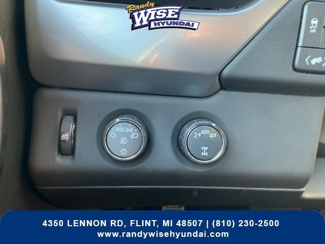 Used 2018 Chevrolet Tahoe Premier AWD/4WD image 19