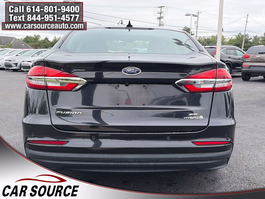 Used 2019 Ford Fusion SE FWD image 6