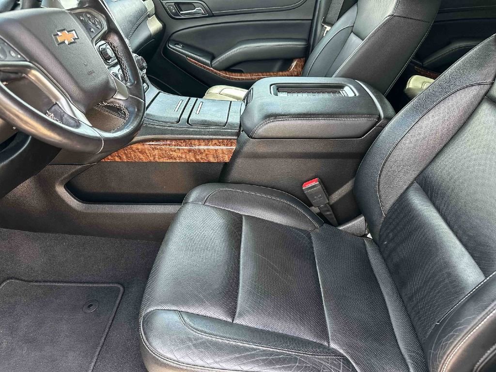 Used 2019 Chevrolet Tahoe Premier AWD/4WD image 13