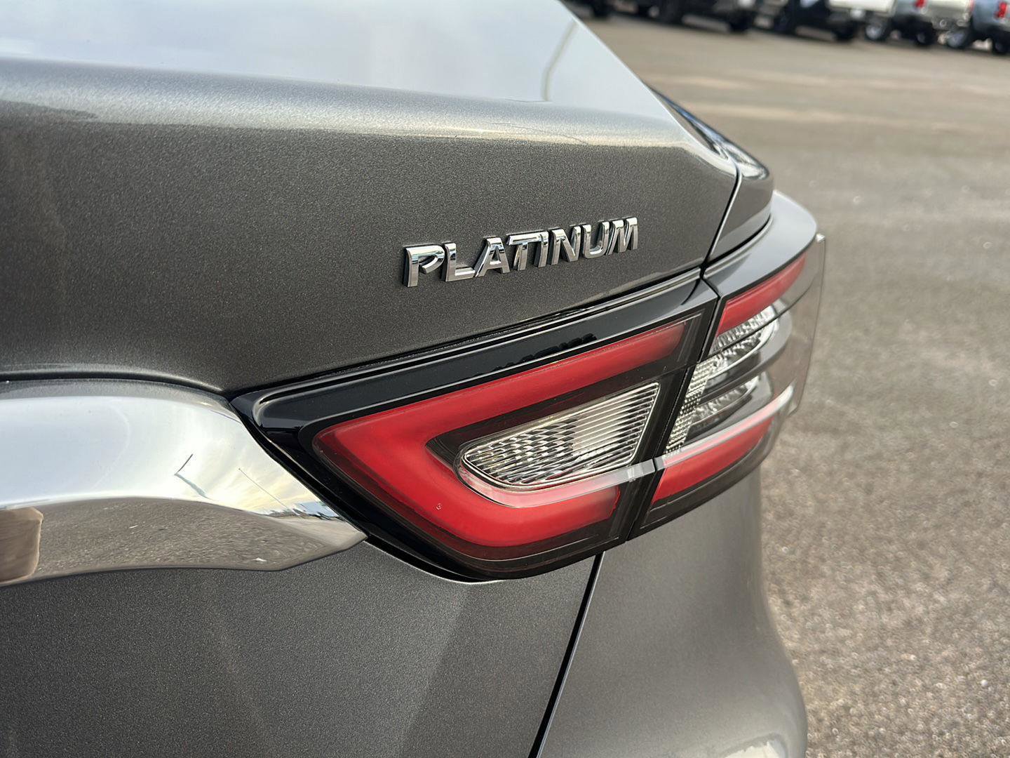 Used 2022 Nissan Maxima Platinum w/ Sport Mat Group image 5