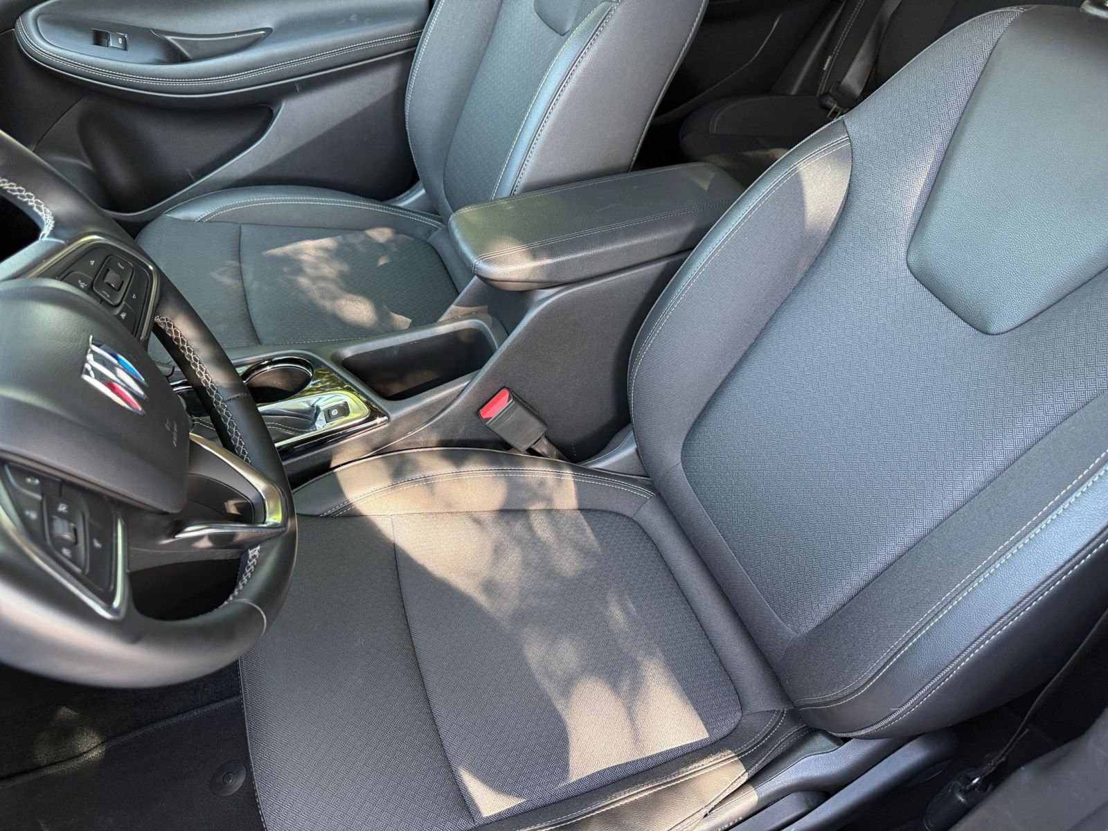 Used 2025 Buick Encore GX Preferred FWD image 36