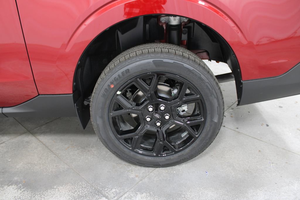 New 2025 Ford Maverick Lariat w/ Black Appearance Package image 35