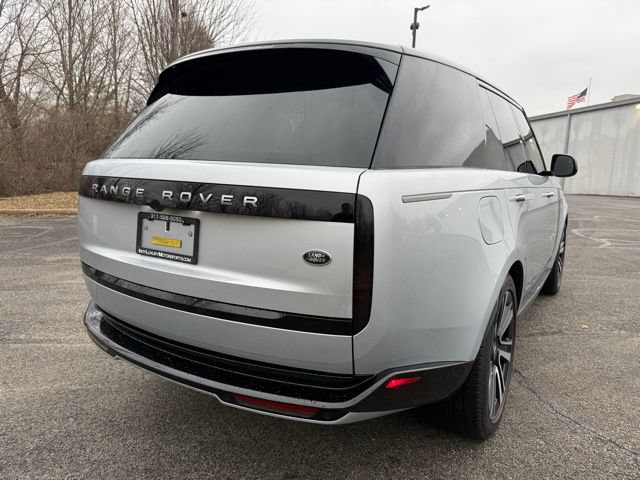 Used 2023 Land Rover Range Rover SE AWD/4WD image 4