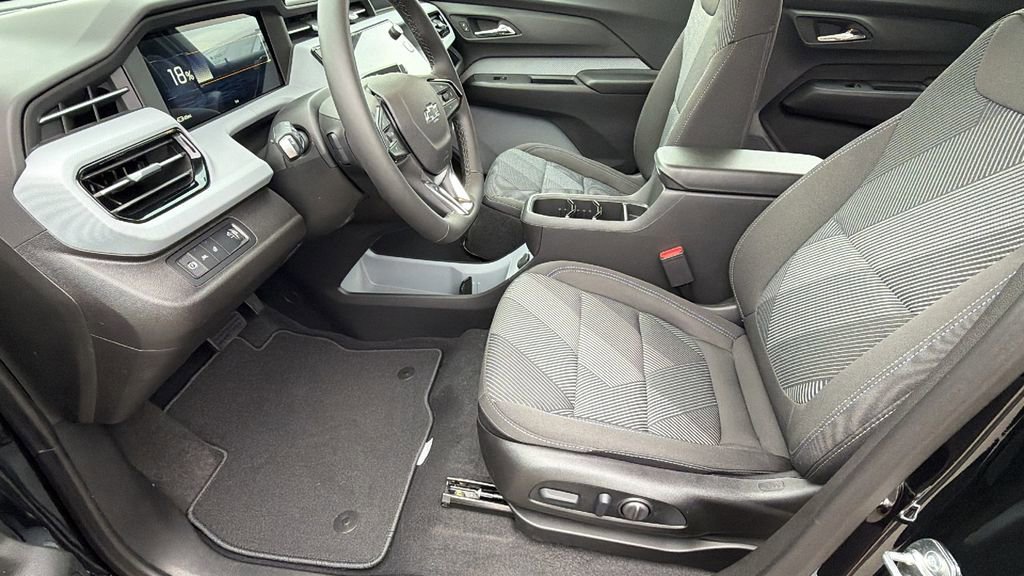 New 2027 Chevrolet Bolt LT image 13