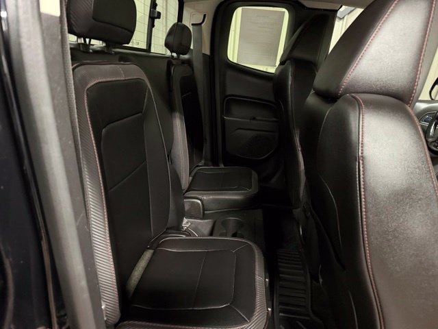 Used 2016 GMC Canyon SLE w/ All Terrain Package RWD image 21