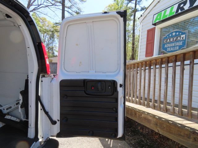 Used 2019 Chevrolet Express 2500 RWD image 10