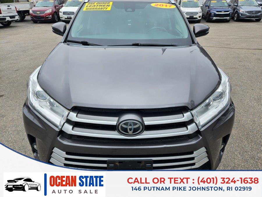 Used 2017 Toyota Highlander XLE image 6
