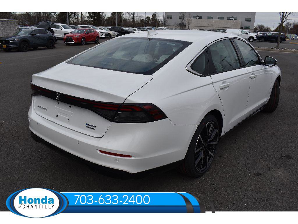 New 2026 Honda Accord Hybrid Touring image 7
