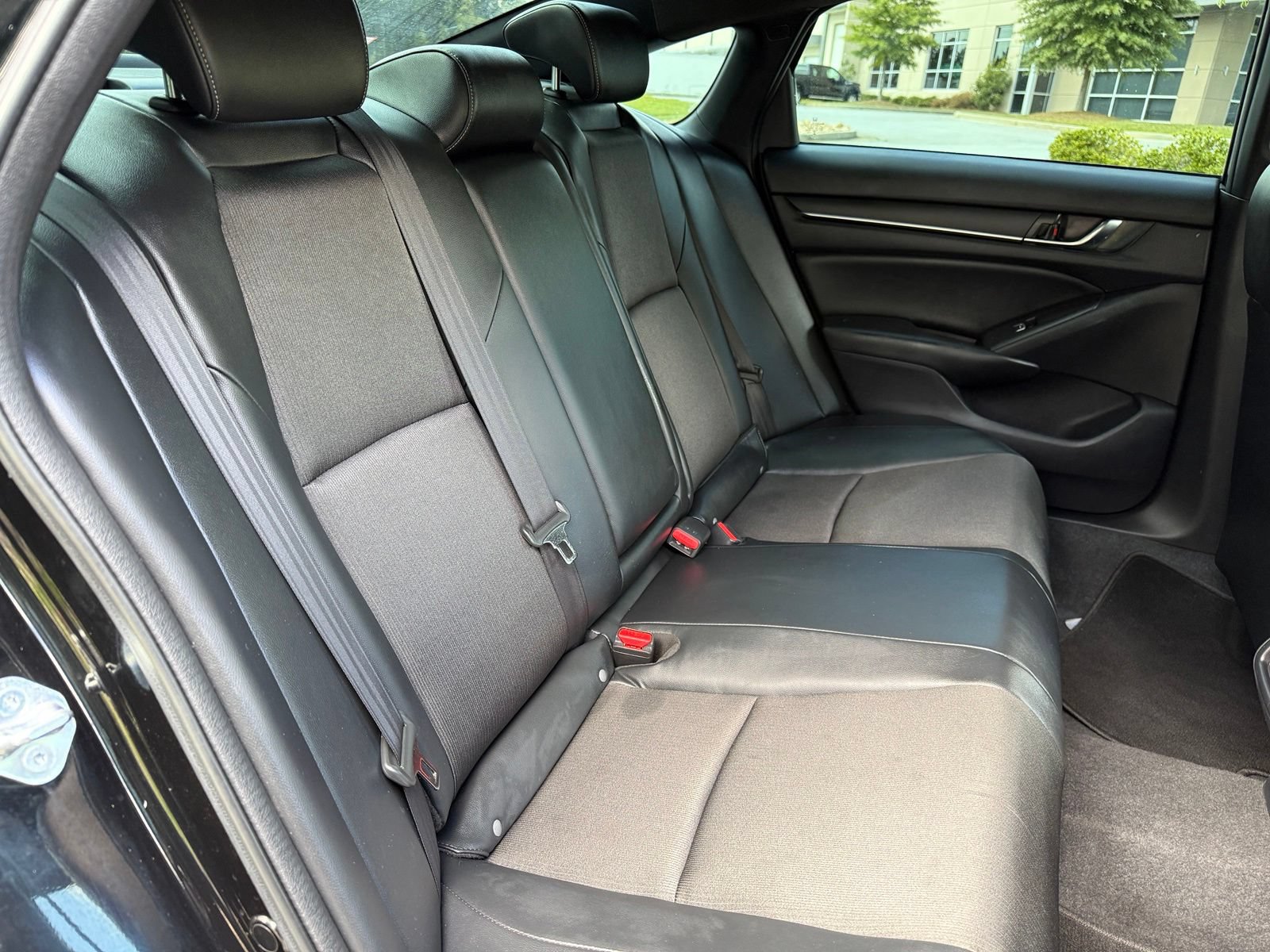 Used 2022 Honda Accord Sport image 41