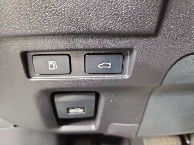 Used 2025 Lexus ES 350 w/ Accessory Package (Z1) FWD image 31
