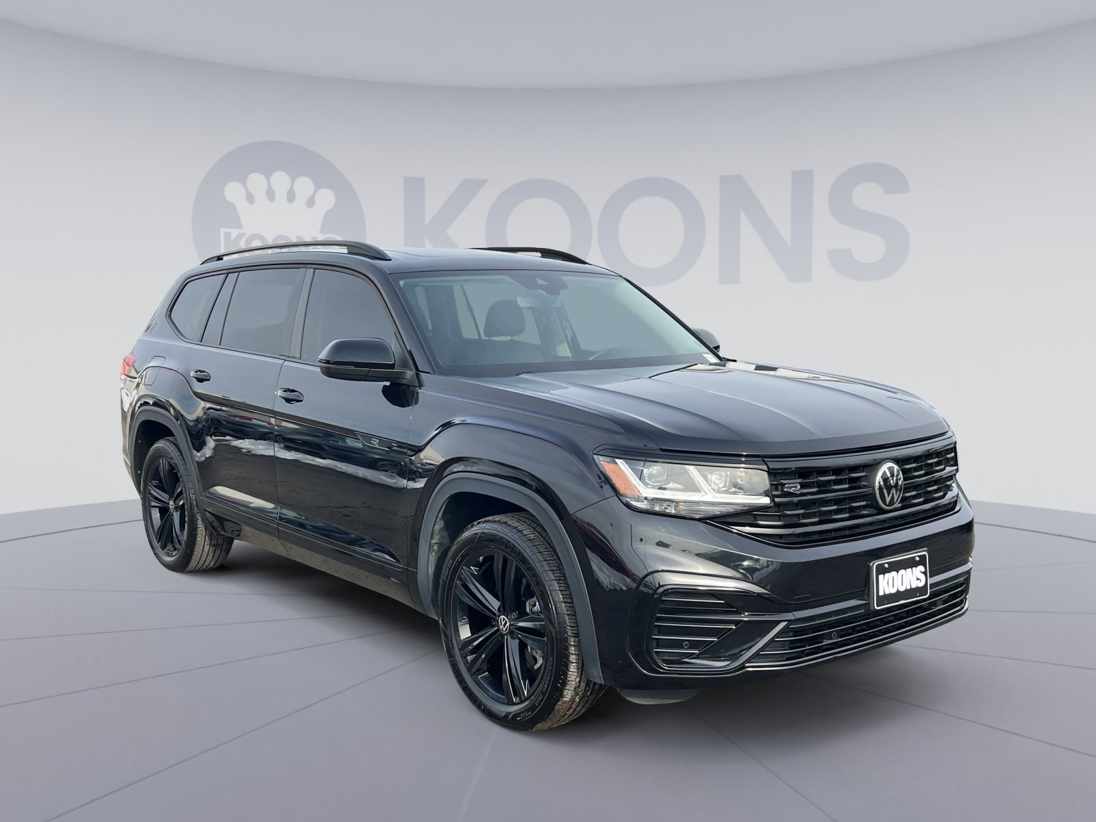 Used 2022 Volkswagen Atlas SEL R-Line image 18