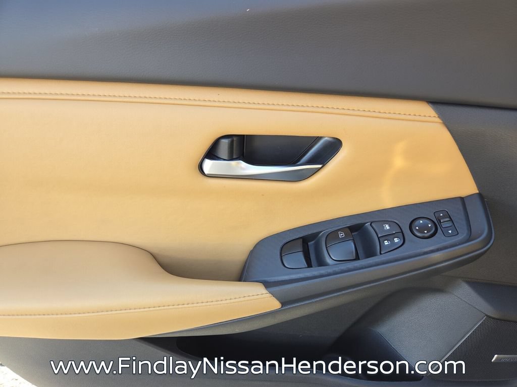 Used 2025 Nissan Sentra SV w/ SV Premium Package FWD image 20