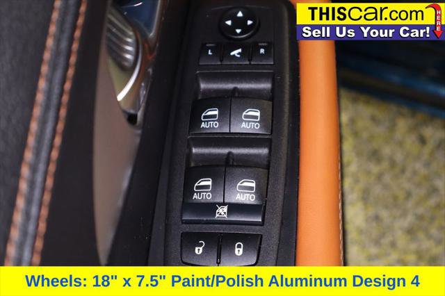 Used 2025 Chrysler Pacifica Pinnacle FWD image 37